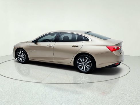 Used 2018 Chevrolet Malibu LT FWD image 5