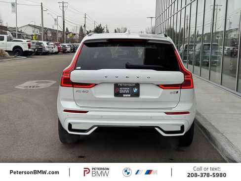 Used 2024 Volvo XC60 B5 Ultimate w/ Protection Package Premier image 5