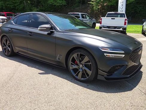 Used 2023 Genesis G70 2.0T w/ Sport Prestige Package RWD image 4