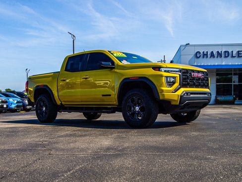 Used 2023 GMC Canyon Elevation w/ Elevation Premium Package AWD/4WD image 9