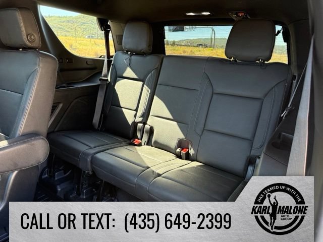 Used 2022 Chevrolet Tahoe LT w/ Luxury Package AWD/4WD image 32