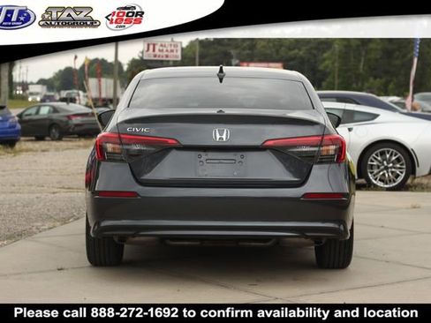 Used 2023 Honda Civic EX image 6