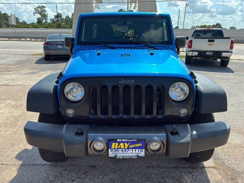 Used 2016 Jeep Wrangler Unlimited Sport AWD/4WD image 9