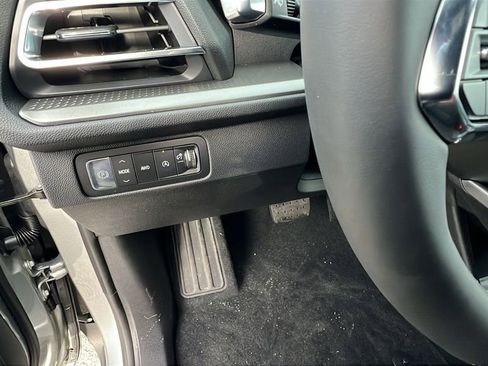 New 2026 Chevrolet Traverse LT w/ Driver Confidence Package image 20