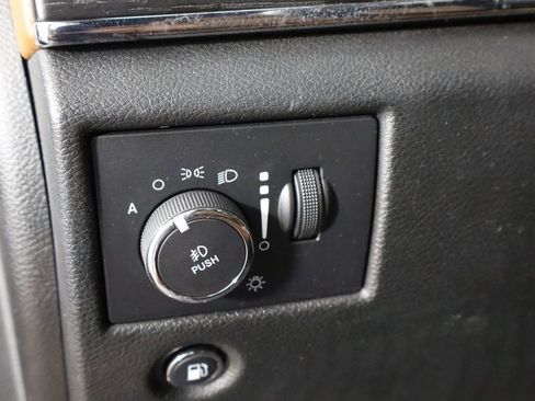 Used 2021 Jeep Grand Cherokee Summit w/ Platinum Series Group image 22