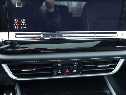New 2026 Volkswagen Atlas Cross Sport SEL Premium R-Line AWD/4WD image 30