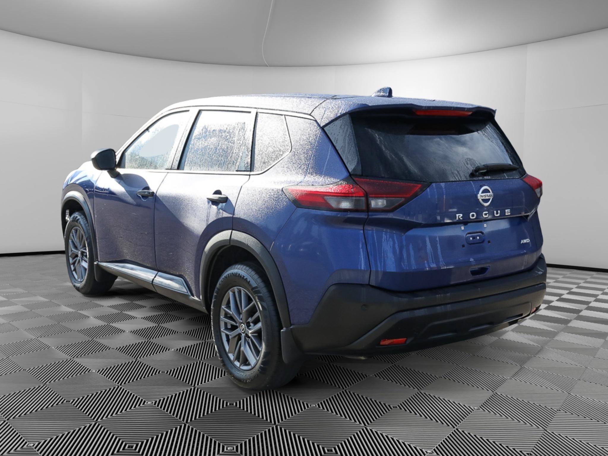 Used 2021 Nissan Rogue S AWD/4WD image 4