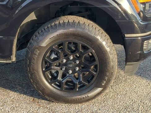 Used 2024 Ford F150 XLT w/ XLT Black Appearance Package image 10