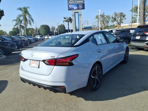 Certified 2023 Nissan Altima 2.5 SR FWD image 6