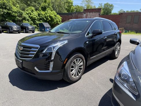 Used 2018 Cadillac XT5 Luxury w/ Driver Awareness Package AWD/4WD image 1