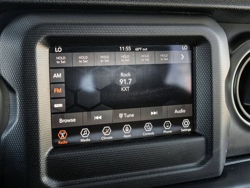 Used 2019 Jeep Wrangler Unlimited Sport S image 6