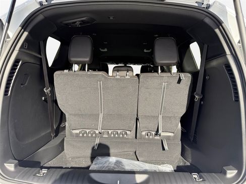 New 2026 Chrysler Pacifica Select image 18