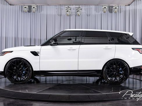 Used 2022 Land Rover Range Rover Sport HSE Silver Edition image 9