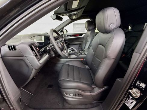 New 2026 Porsche Cayenne S image 5
