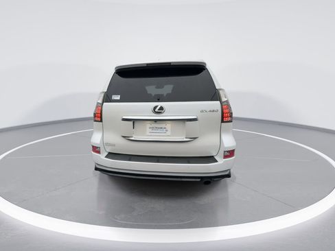 Used 2023 Lexus GX 460 Premium w/ Accessory Package image 7