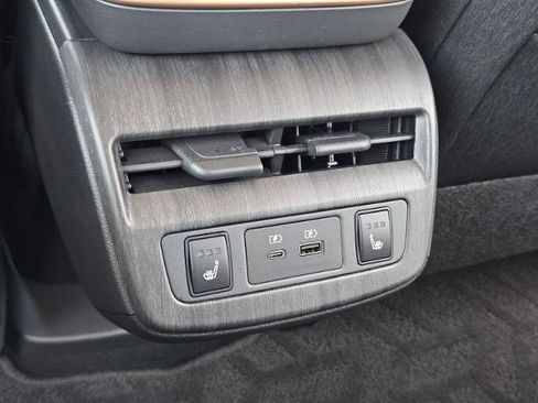 Certified 2024 Nissan Ariya AWD image 19