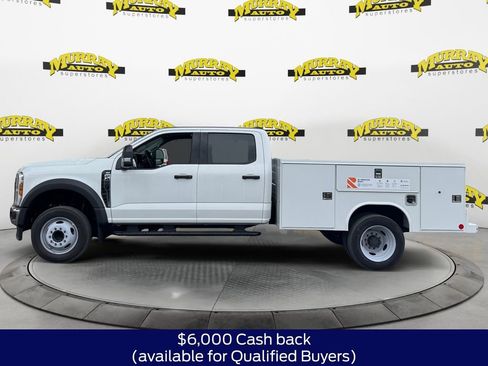 New 2025 Ford F450 XLT w/ XLT Value Package image 2