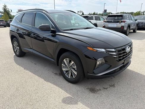 Used 2022 Hyundai Tucson Blue AWD/4WD image 1