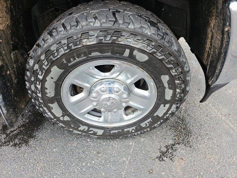 Used 2023 RAM 2500 Tradesman image 10