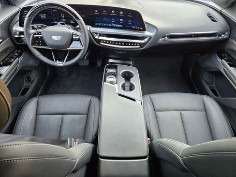 Certified 2025 Cadillac Lyriq Luxury w/ LPO, Floor Liner Package image 13