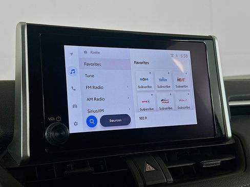 Used 2025 Toyota RAV4 XLE image 21