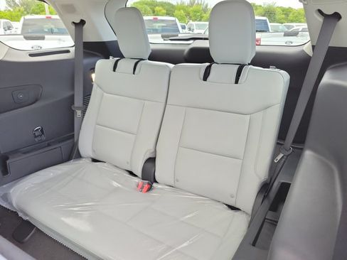 New 2026 Ford Explorer Platinum w/ LUX Leather Package AWD/4WD image 15