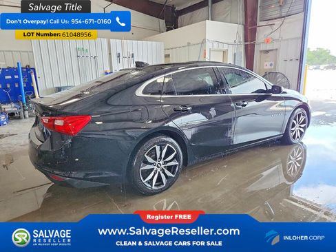 Used 2017 Chevrolet Malibu LT w/ Leather Package FWD image 4