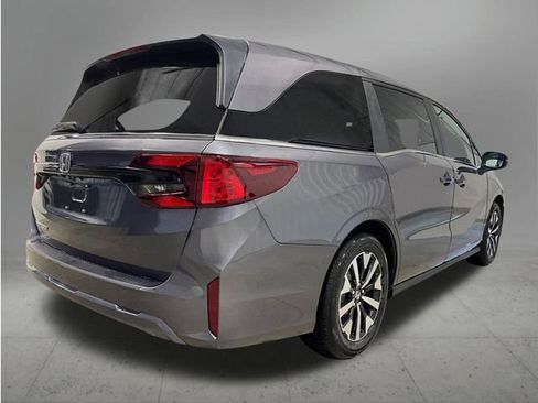 New 2026 Honda Odyssey EX-L image 6