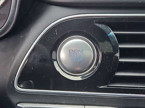 Used 2023 Genesis G70 2.0T w/ Sport Prestige Package image 18