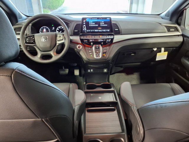 Certified 2026 Honda Odyssey Sport-L image 18