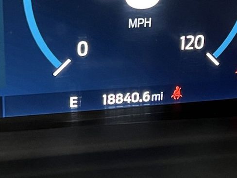 Used 2023 Ford F150 Lariat w/ Equipment Group 502A High image 22