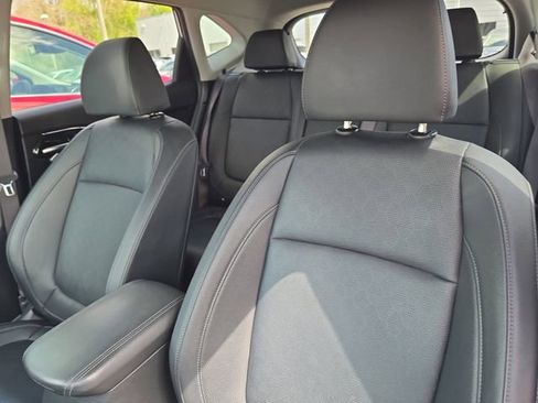 Used 2023 Kia Seltos SX image 21