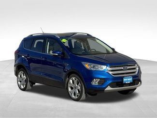 Used 2019 Ford Escape Titanium video 2