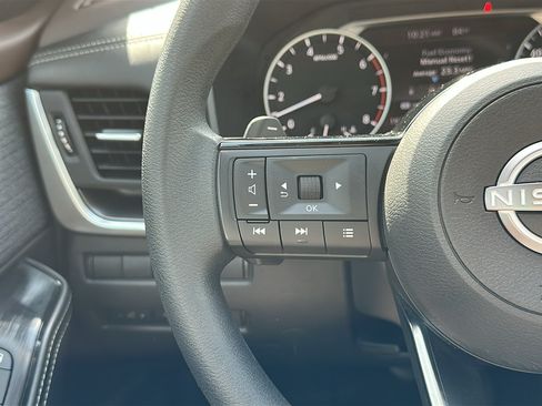 Certified 2023 Nissan Rogue SV AWD/4WD image 14