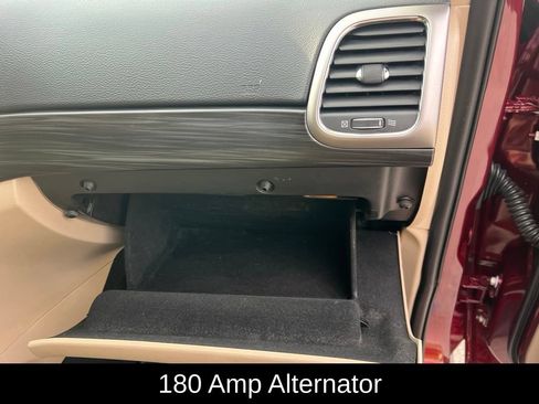 Certified 2021 Jeep Grand Cherokee Laredo w/ Security & Convenience Group RWD image 15
