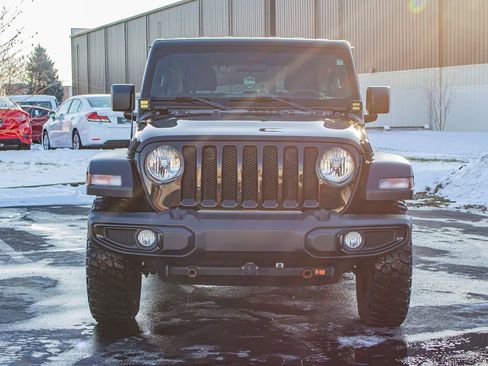 Used 2022 Jeep Wrangler Unlimited Sport image 2