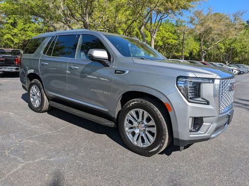 Used 2023 GMC Yukon Denali image 3