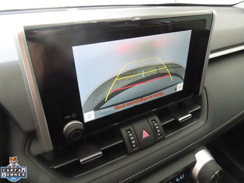 Used 2025 Toyota RAV4 XLE Premium FWD image 19