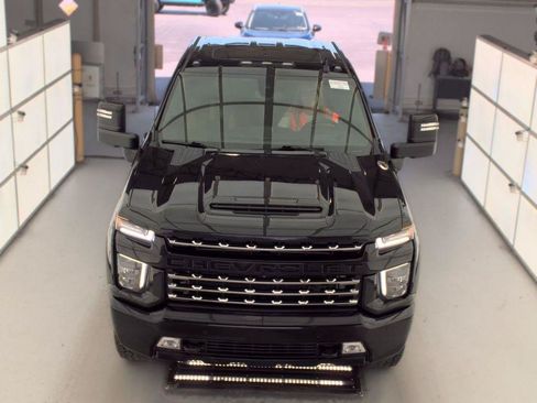 Used 2021 Chevrolet Silverado 2500 LTZ w/ Carhartt Edition AWD/4WD image 2