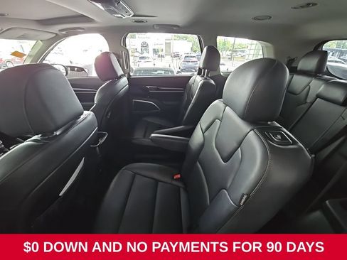 Used 2025 Kia Telluride S FWD image 10