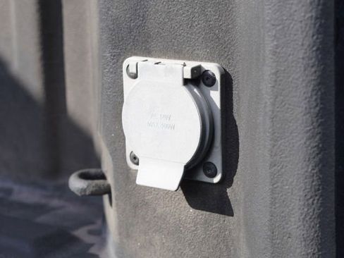 Used 2022 Chevrolet Silverado 1500 RST image 14