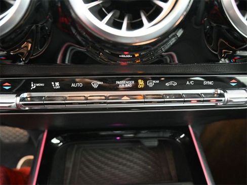 New 2025 Mercedes-Benz GLA 250 image 9