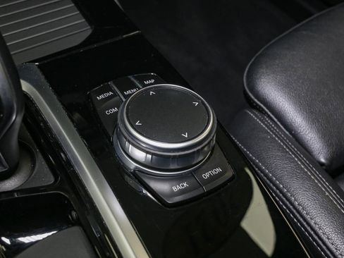 Used 2021 BMW X3 xDrive30i w/ M Sport Package image 39