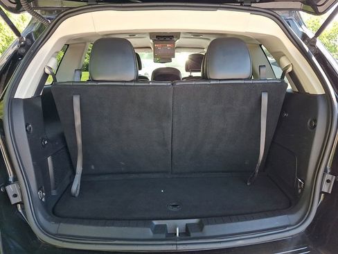 Used 2018 Dodge Journey Crossroad w/ Driver Convenience Group FWD image 33