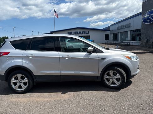 Used 2016 Ford Escape SE AWD/4WD image 4