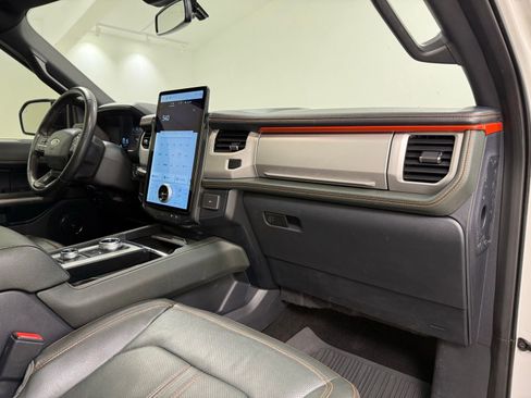 Used 2022 Ford Expedition Timberline AWD/4WD image 32