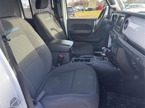 Certified 2021 Jeep Wrangler Unlimited Islander image 14