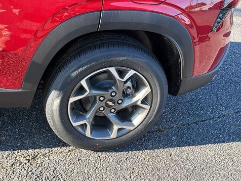 New 2026 Chevrolet Trax LT image 9