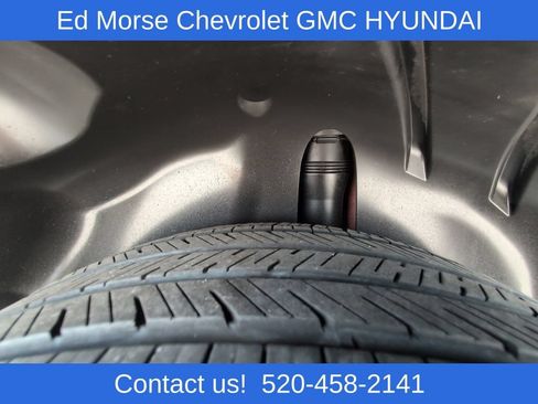 Used 2024 Chevrolet Trax ACTIV w/ Sunroof Package FWD image 16