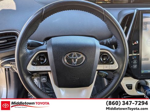 Used 2017 Toyota Prius Prime Premium FWD image 17